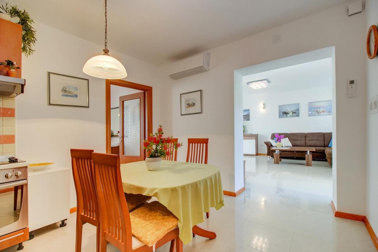 Apartman Mirjana 1 Mali Lošinj Exteriér fotografie